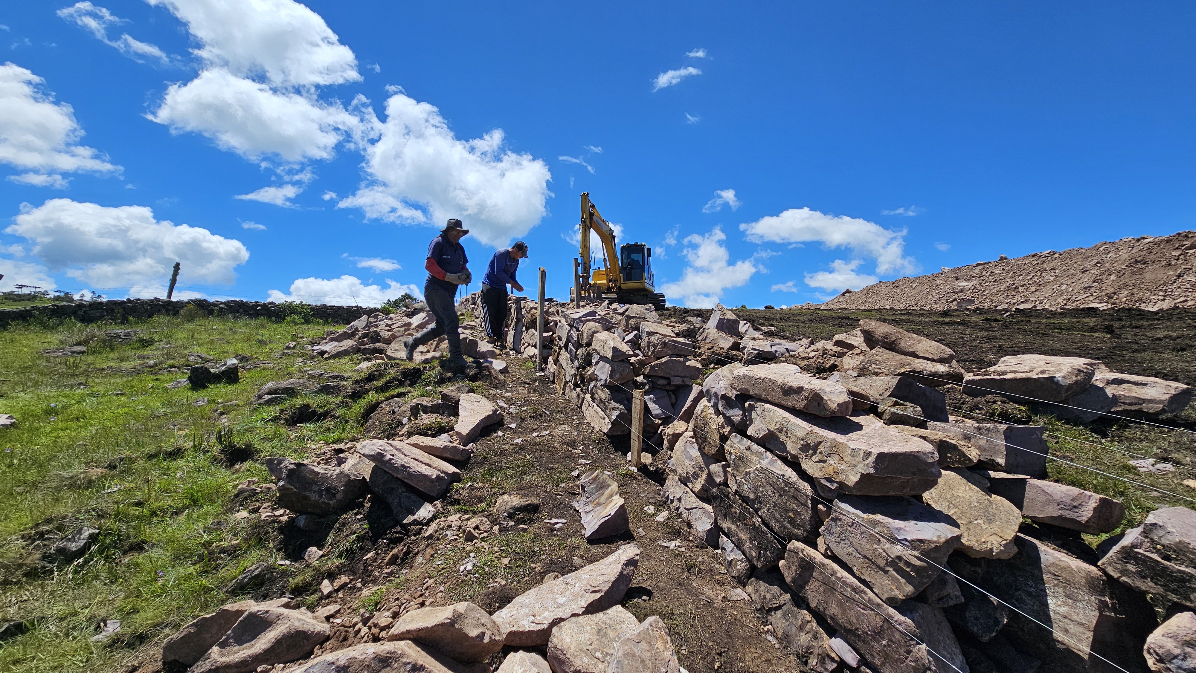 DNIT adota construção de cercas direcionadoras de fauna com taipas de pedra 